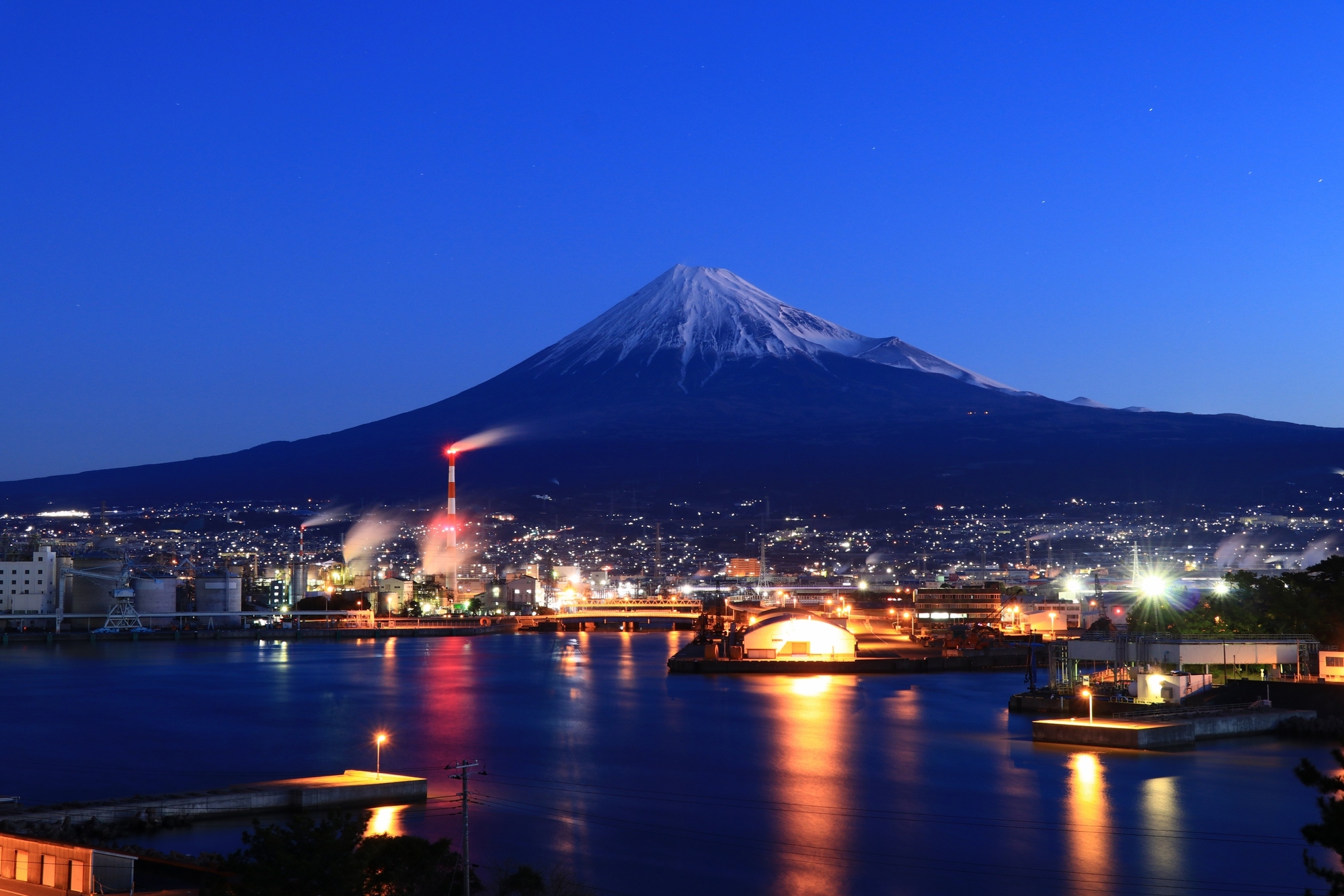 田子の浦より望む 富士山と夜景 アマチュアカメラマン投稿ギャラリー 富士山 Chafuka