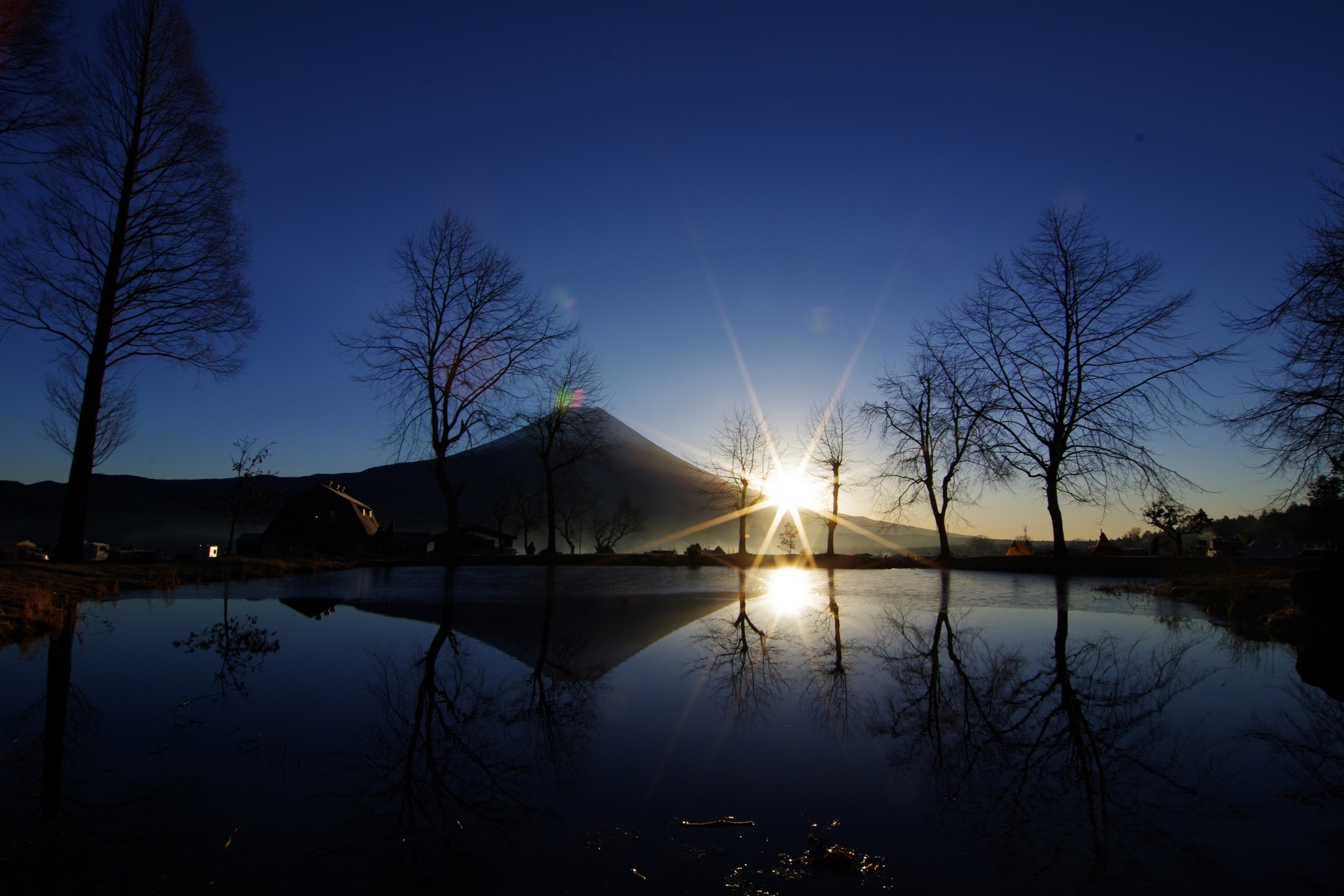 17初日の出と逆さ富士 アマチュアカメラマン投稿ギャラリー 富士山 Chafuka