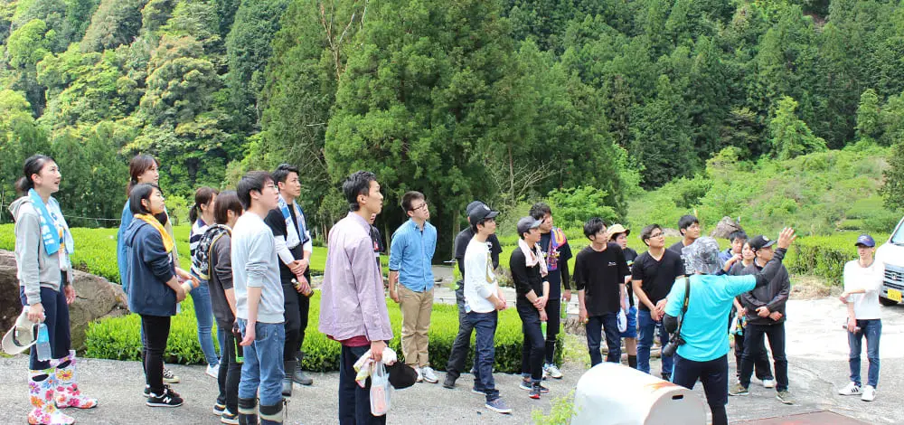 ネッツトヨタ静岡の社員で結成された「チャフカ隊」