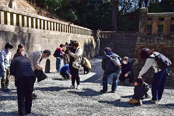 全ての石を置いた後の境内